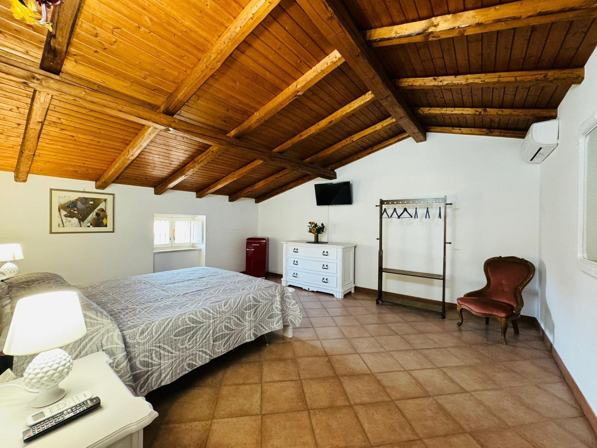 Casa Pepe - Fondi Vertice Rooms Εξωτερικό φωτογραφία